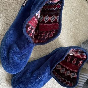 Mukluks slippers